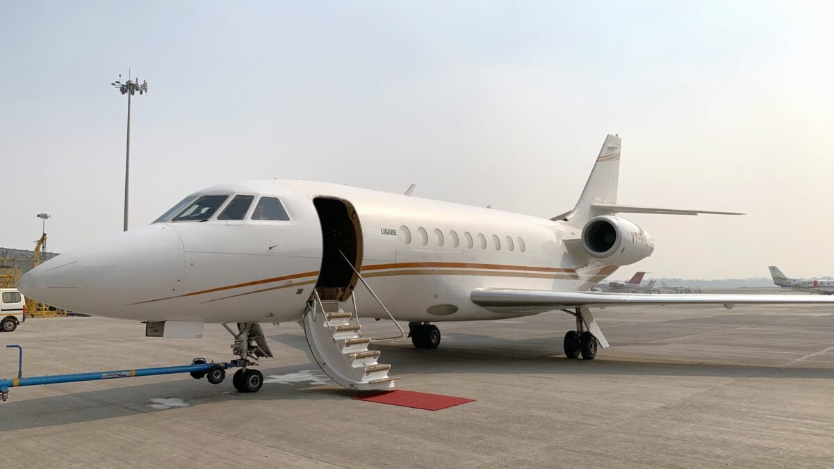 Air charter service dassult aviation falcon 2000 private jet delhi to london